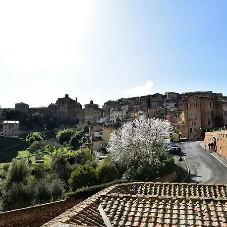 Casa In Contrada